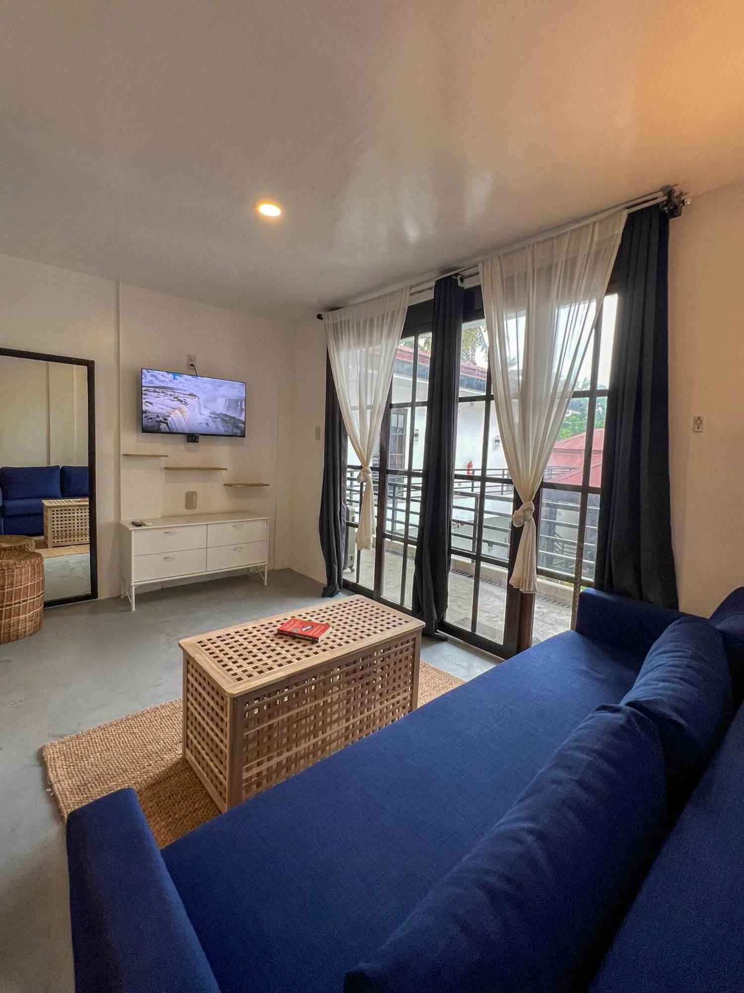 Готель Siargao Bed And Brewery Хенераль-Луна Екстер'єр фото